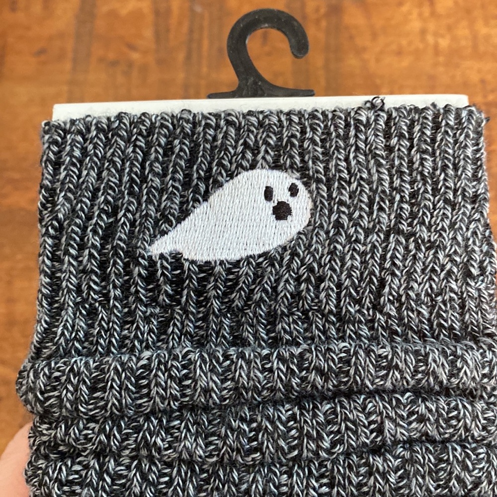 Bundle of 3 Pairs of Halloween Slouch Socks Pumpkin Ghost Spider Spooky Season - Picture 3 of 6